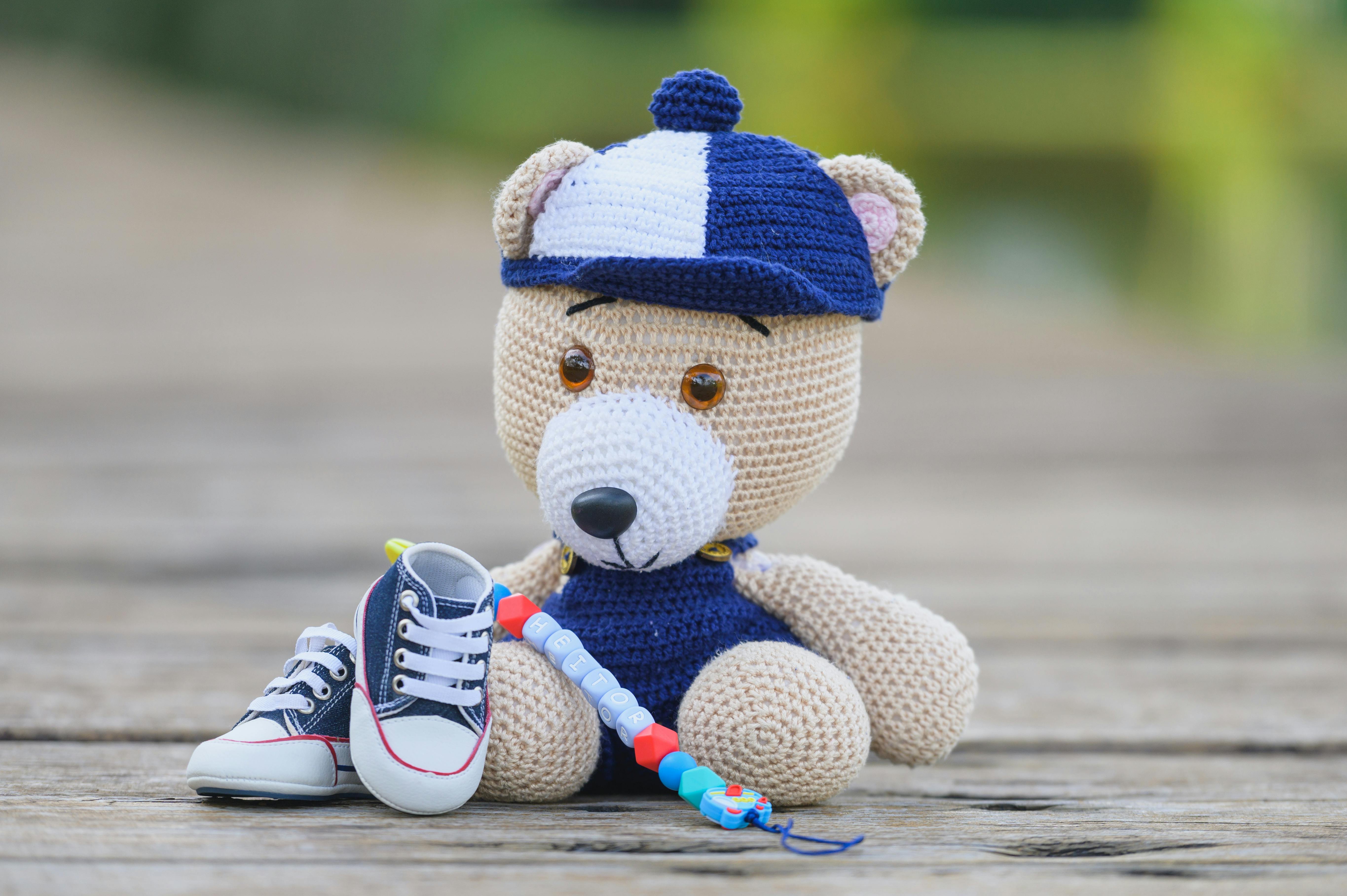 Toys & Stationary